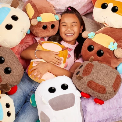 MGA Entertainment Pui Pui Molcar 16-" Teddy - Ultrasoft Stuffed Animal Large Plush Toy 7 MGA Entertainment Pui Pui Molcar 16-" Teddy - Ultrasoft Stuffed Animal Large Plush Toy - Image 7